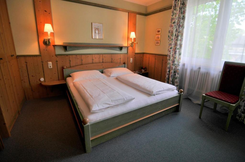 Landgasthof Kirchenwirt Grossraming Room photo